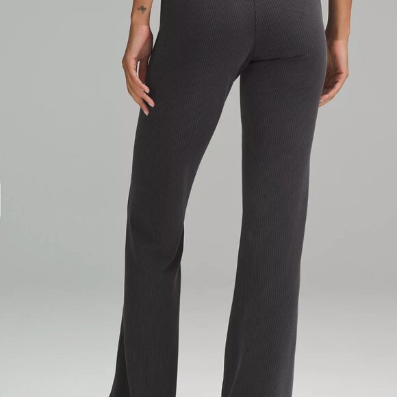 Lululemon Ribbed Flared Zip Pant/ Lululemon Softstream Top - Picture 2 of 9